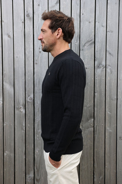 100 - Black