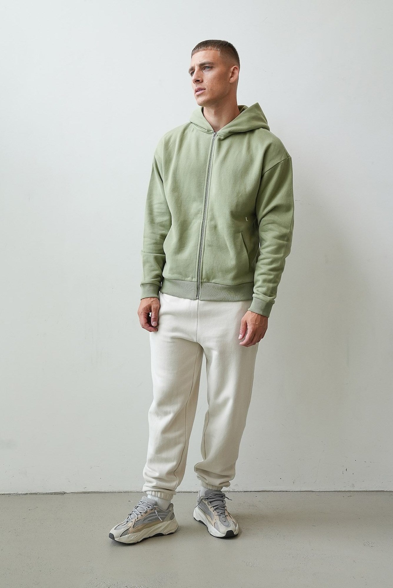 368 - Oil Green