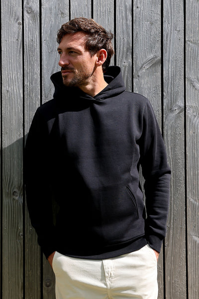 100 - Black