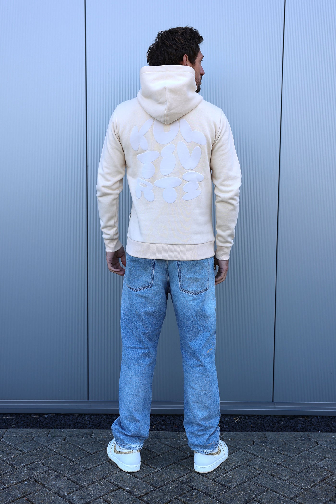 195 - Whitecap Grey