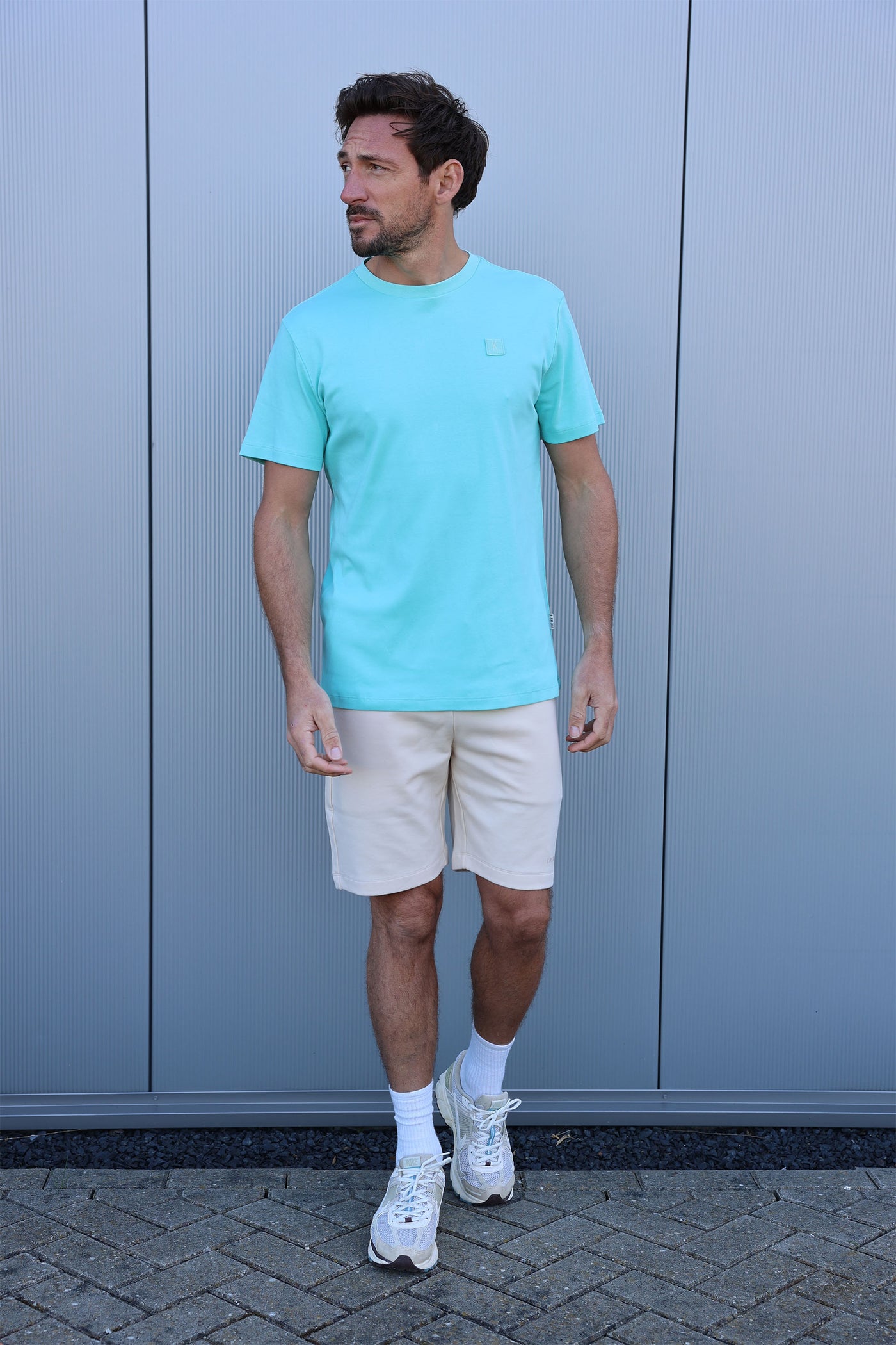 744 - Pool Blue