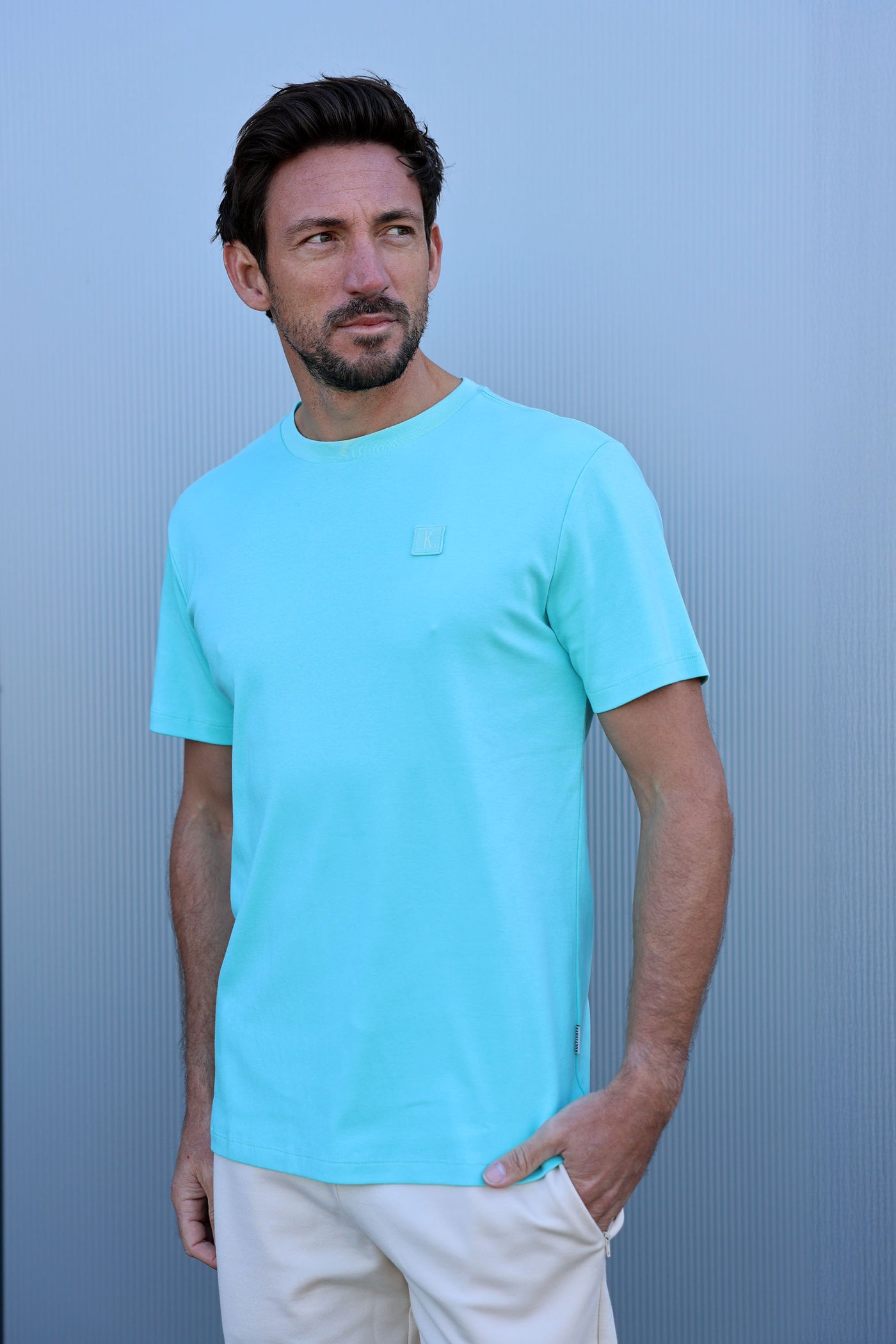 744 - Pool Blue