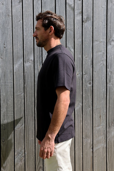100 - Black