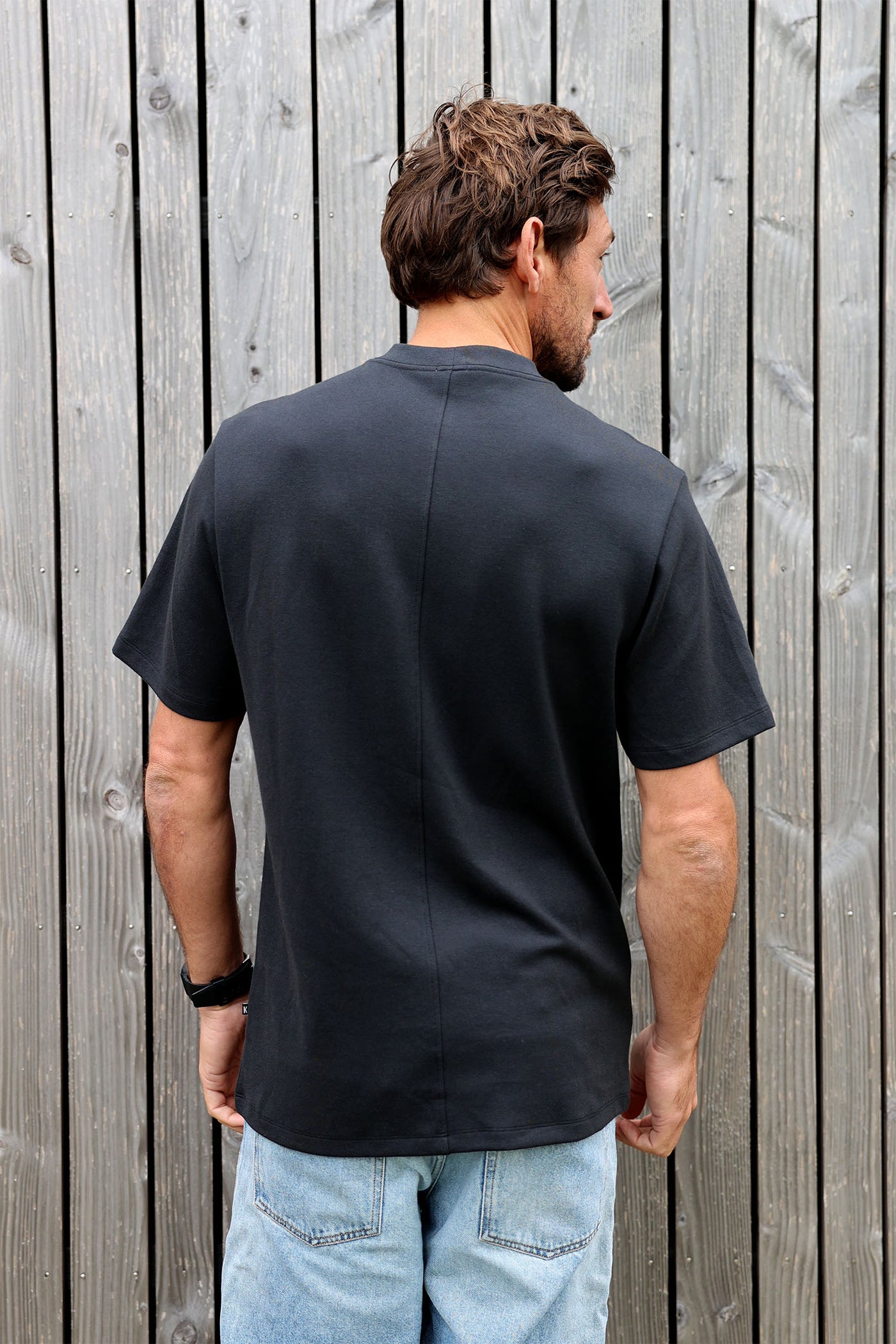 111 - Jet Black