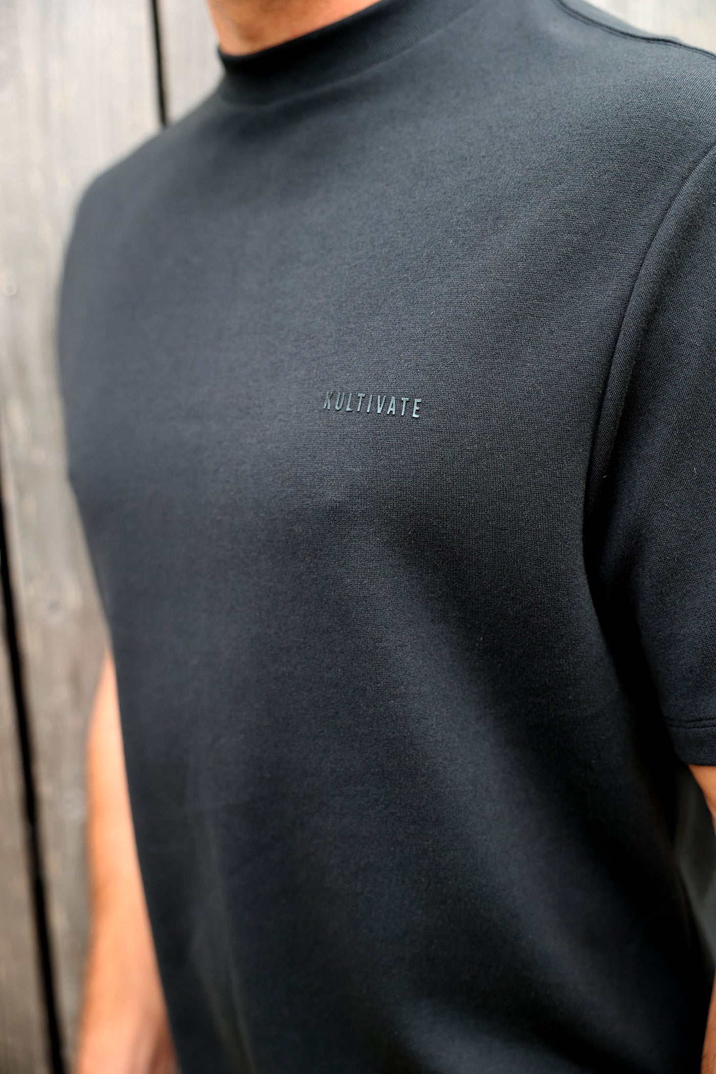 111 - Jet Black