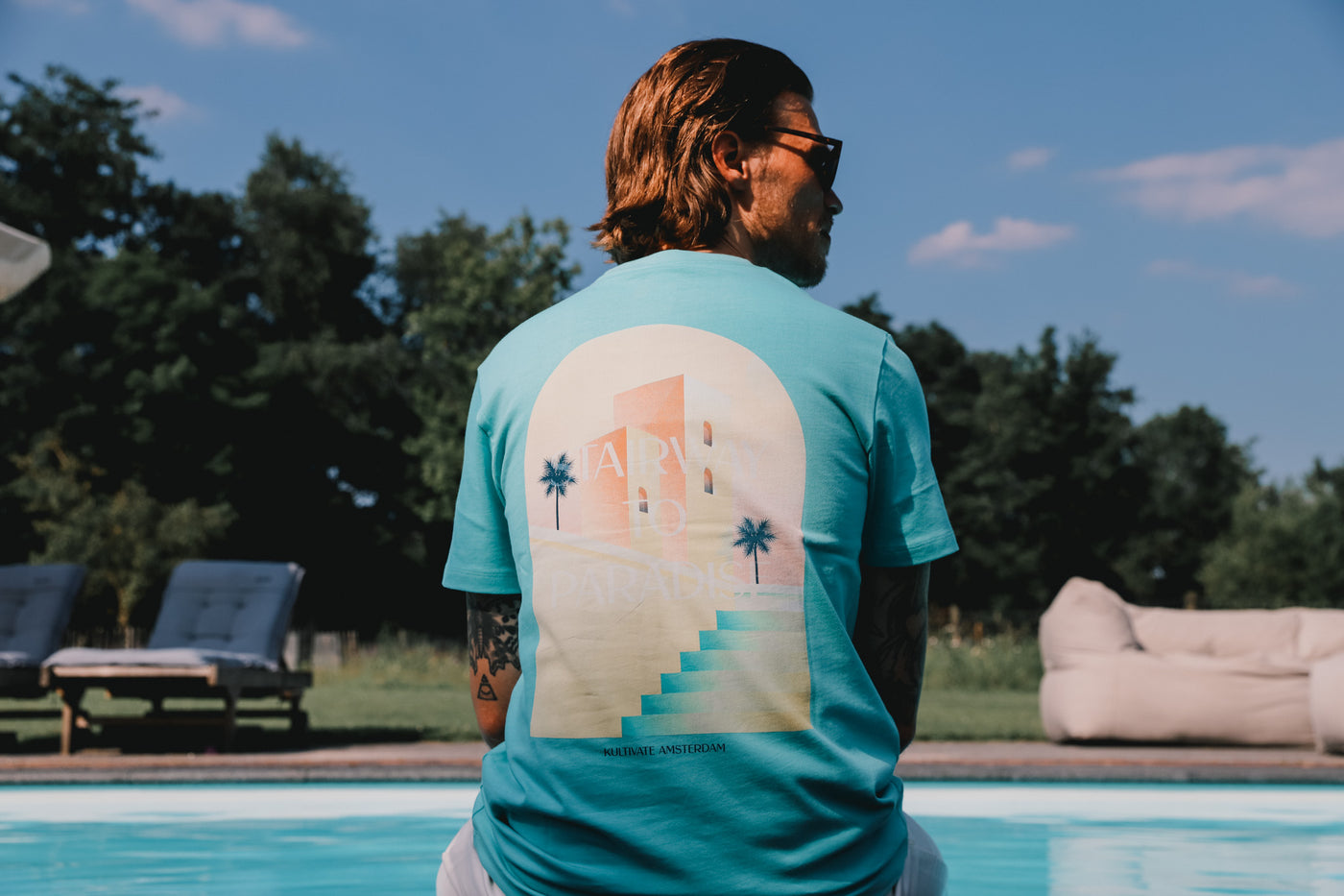 744 - Pool Blue