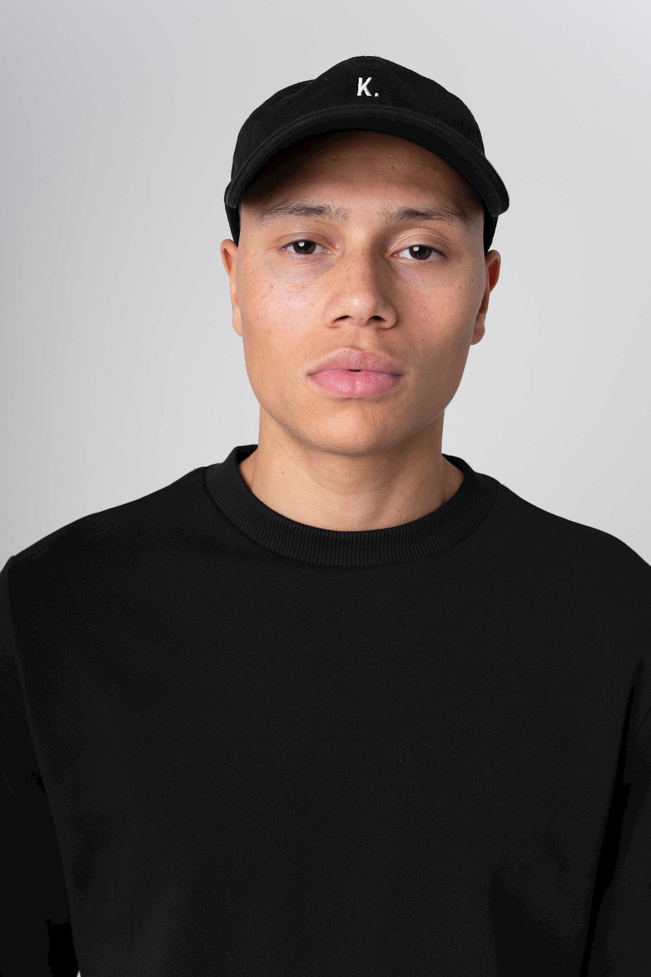 100 - Black
