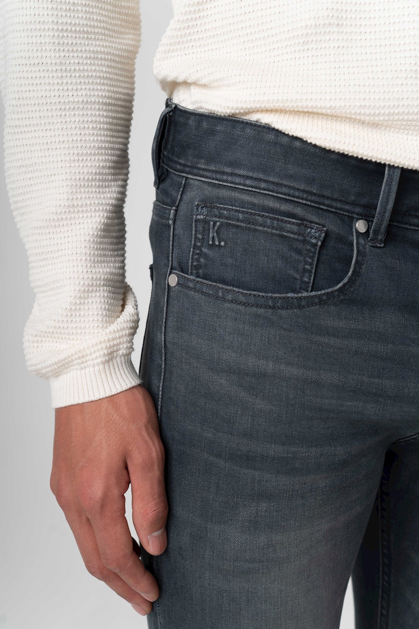 628 - Dark Blue
