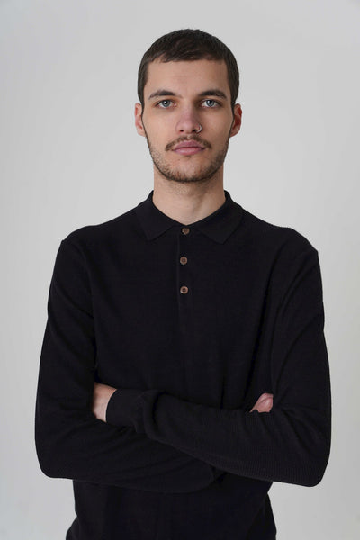 100 - Black