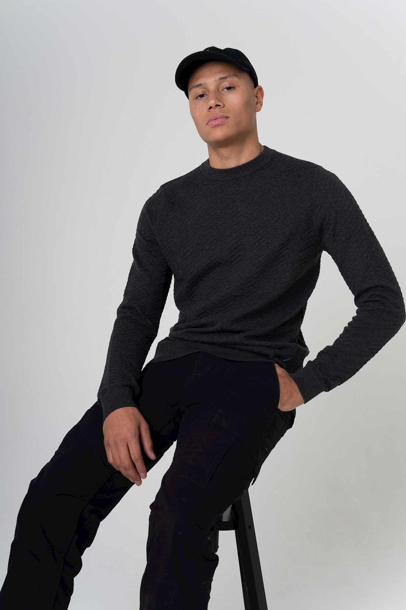 152 - Dark Grey Melange