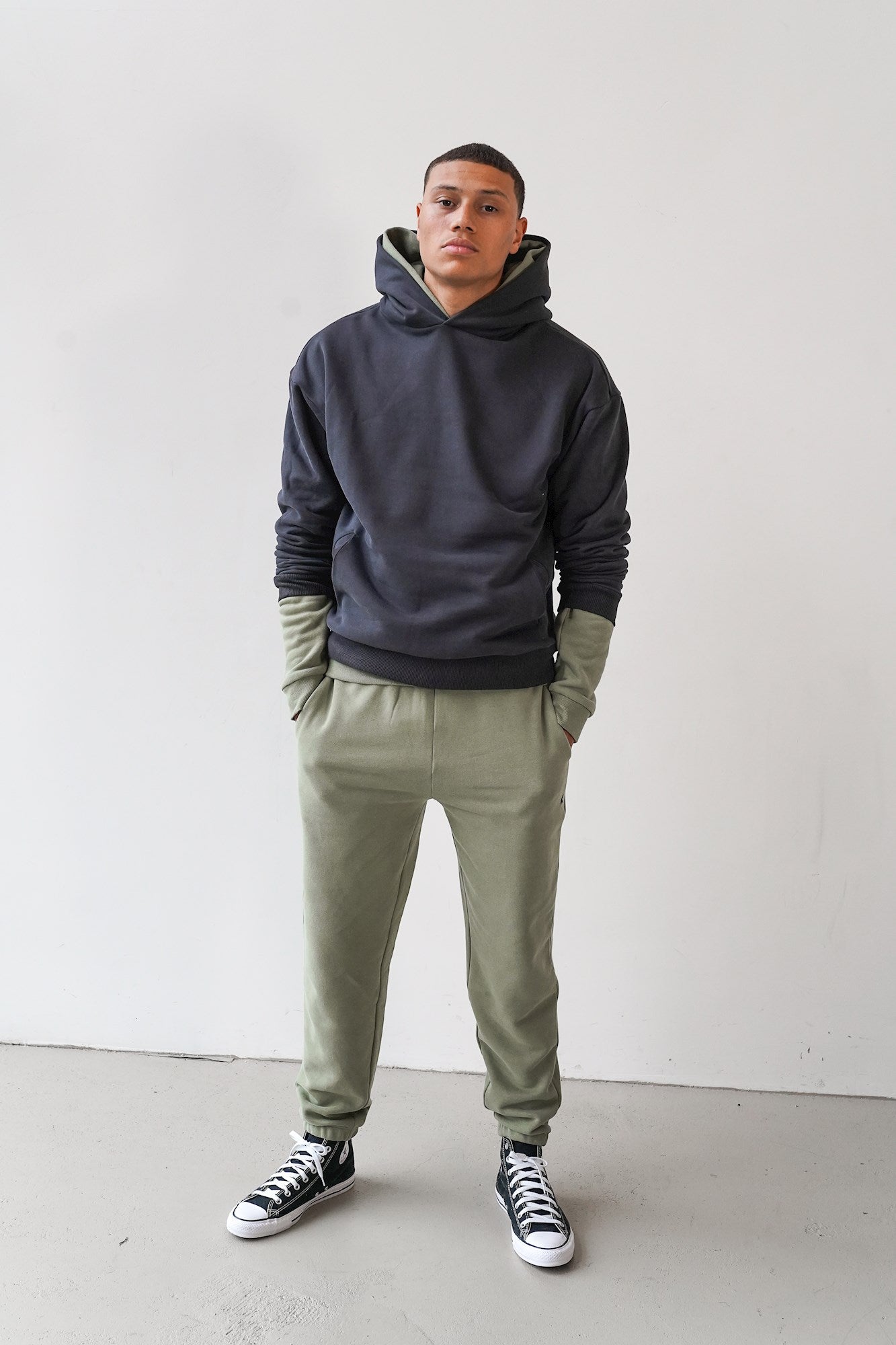 368 - Oil Green
