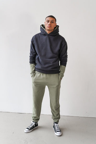 368 - Oil Green